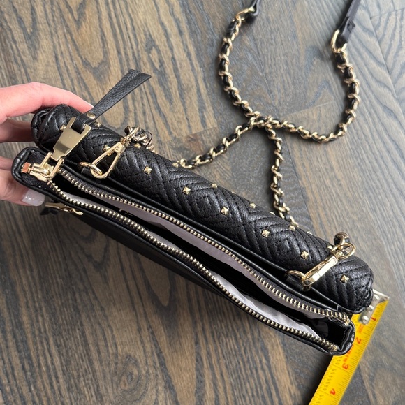 INC Vachetta Crossbody Clutch Handbag Purse Black w Gold Accent Removable Chain - Picture 9 of 17